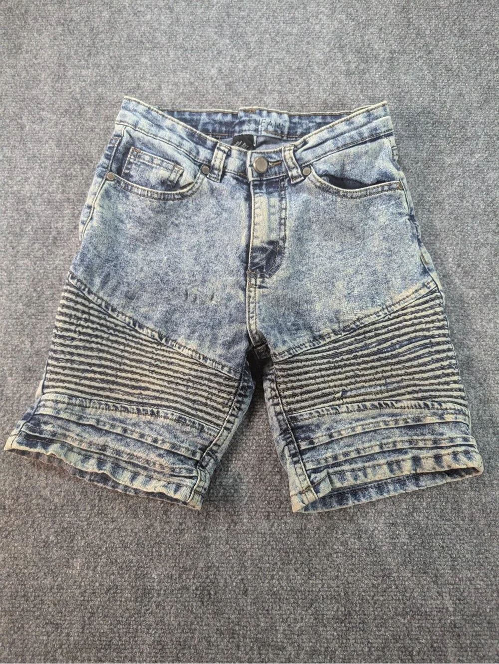 Steve's Jeans Boys 10 Acid Wash Denim Shorts Moto Retro Y2K Style Streetwear